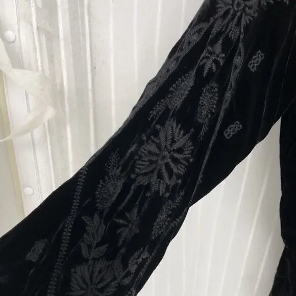 Johnny Was - Picture 6 of 7